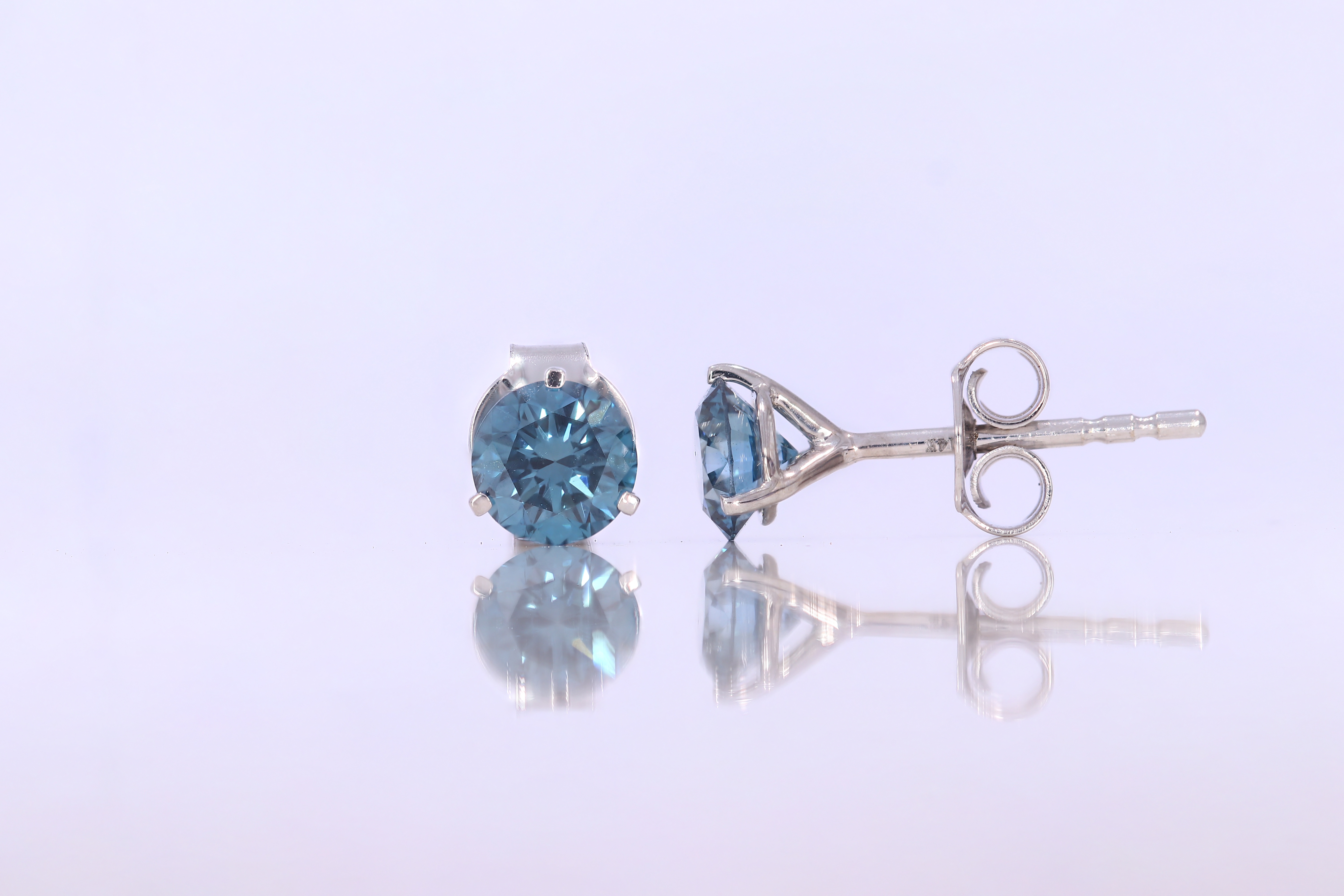 Stud Earring