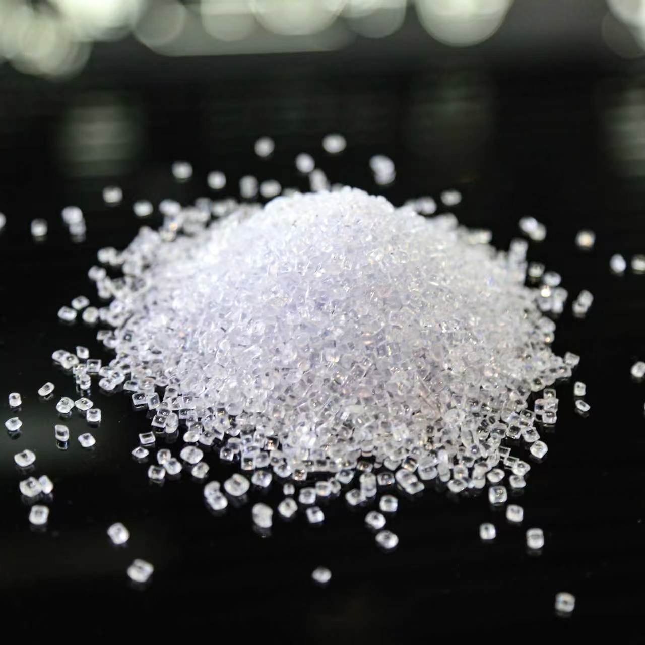 Poly-carbonate