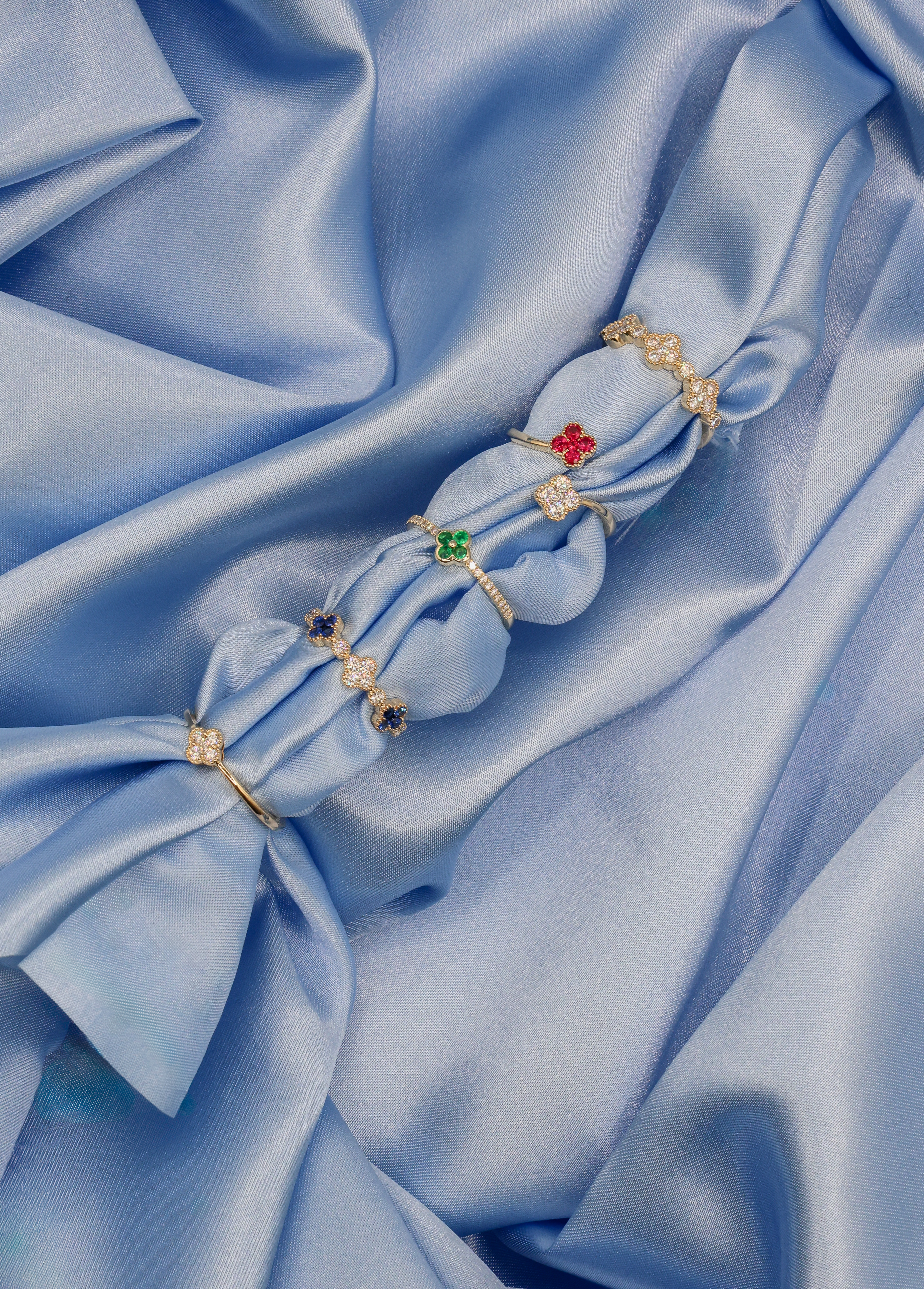 Clover Motif