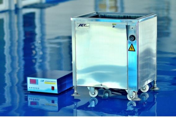 Single-tank Ultrasonic Cleaning Machine